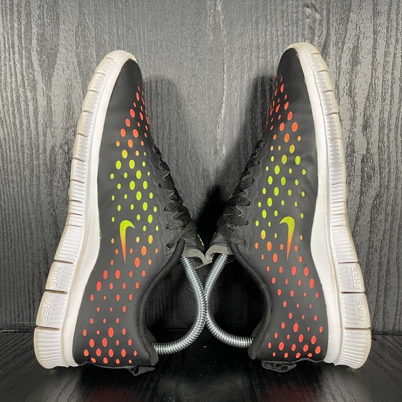 Nike Free Express Women’s size 7.5 - Picture 8 of 10